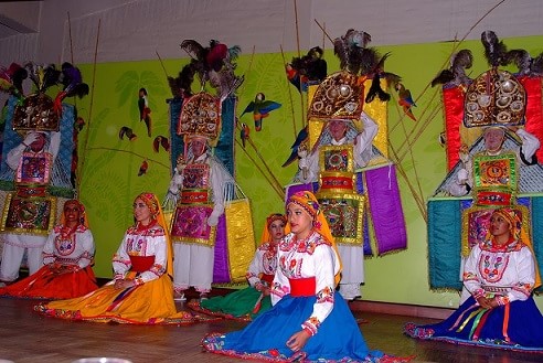 traditions and   customs of Ecuador